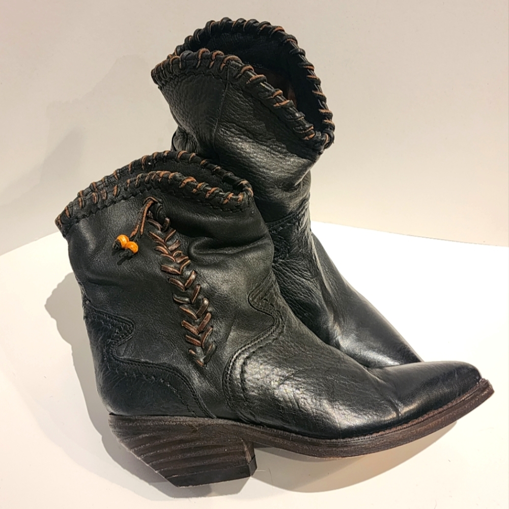 Zodiac Black Cowboy Boots